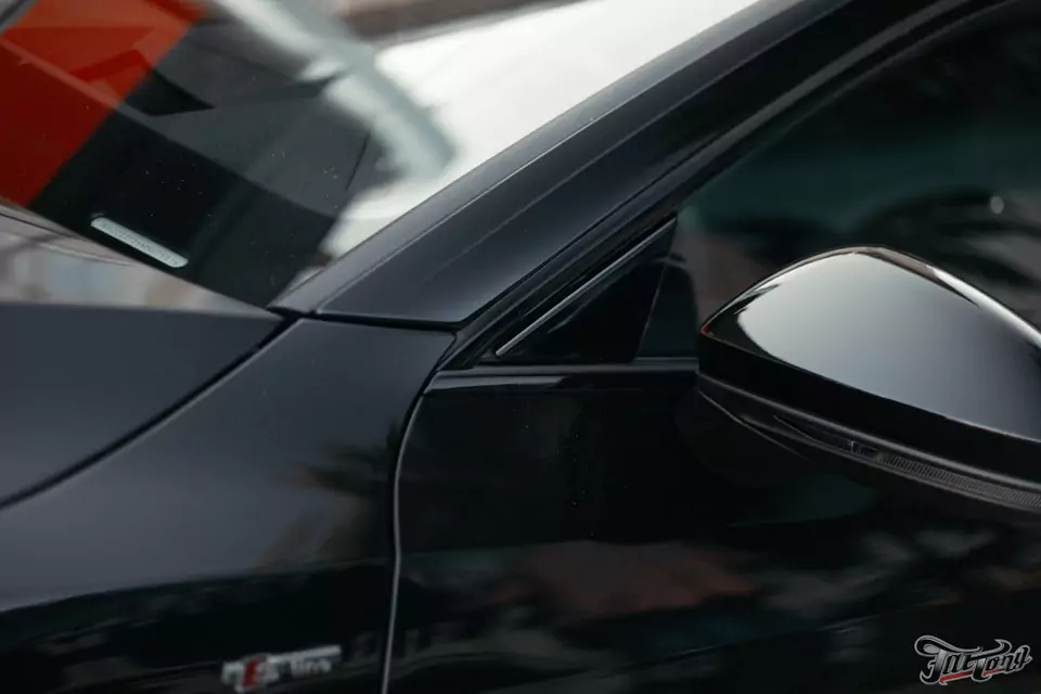 Классический карбон под матовым лаком в салоне Audi A7 и комплекс детейлинг-услуг